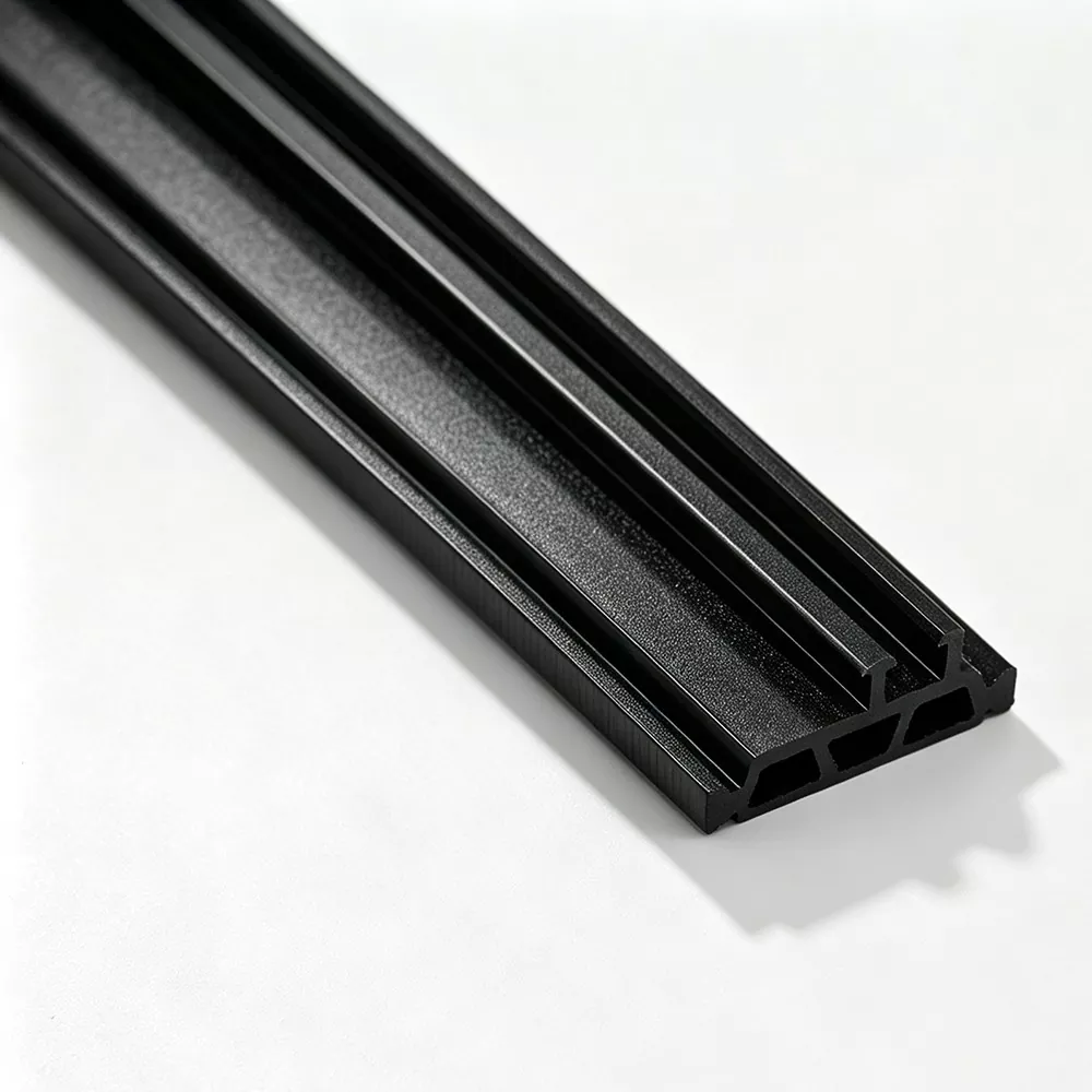 PA66 GF25 T-type termisk barrierestrimmel